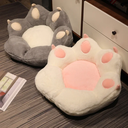Coussin patte de chat doux et moelleux